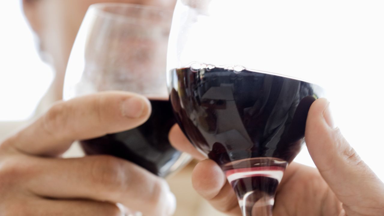 Psychologist John Norcross says most people people who have curbed their problem drinking have done so on their own.