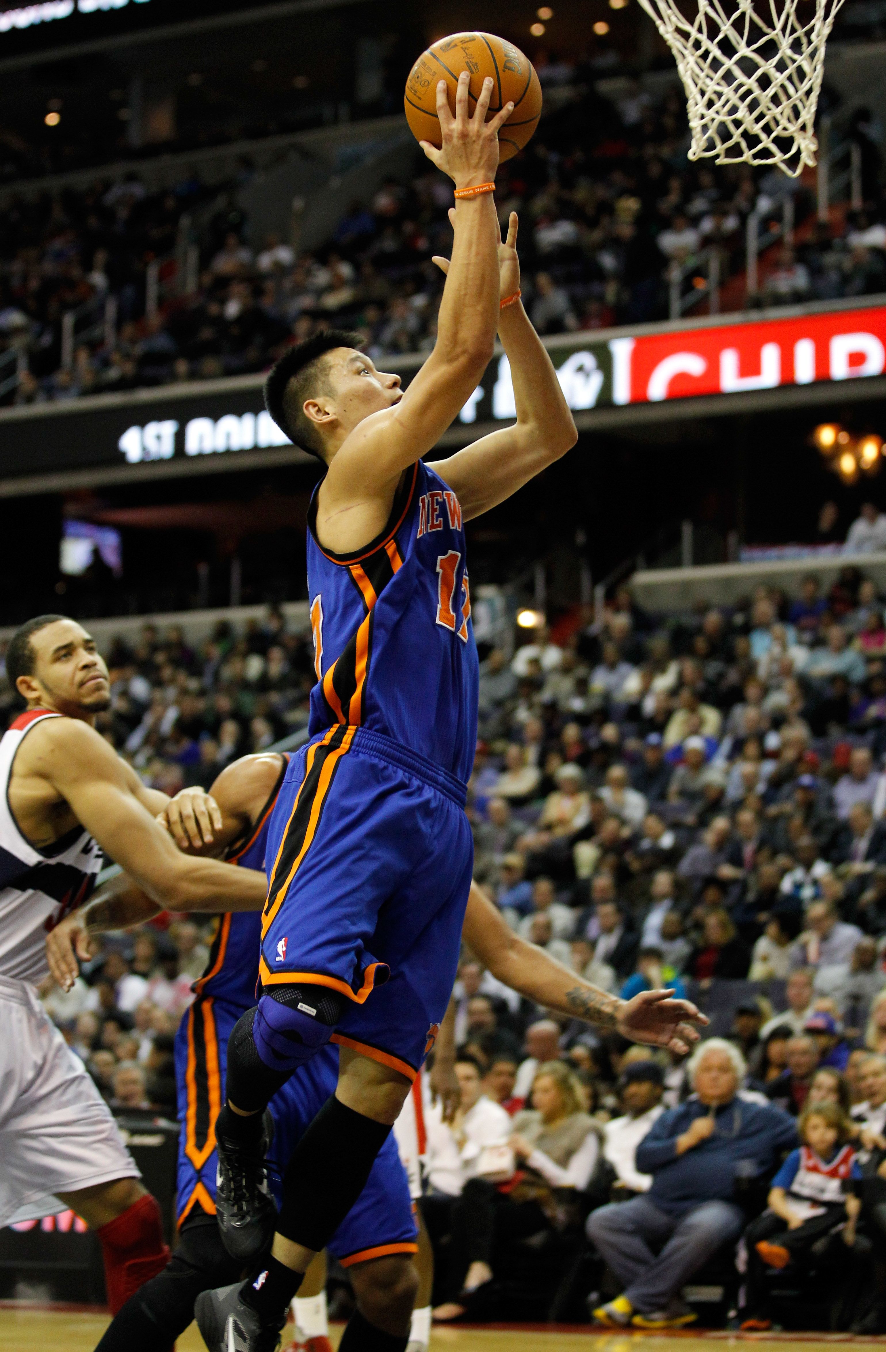 38 At The Garden' Short On Trailblazing NBA Player Jeremy Lin Gets