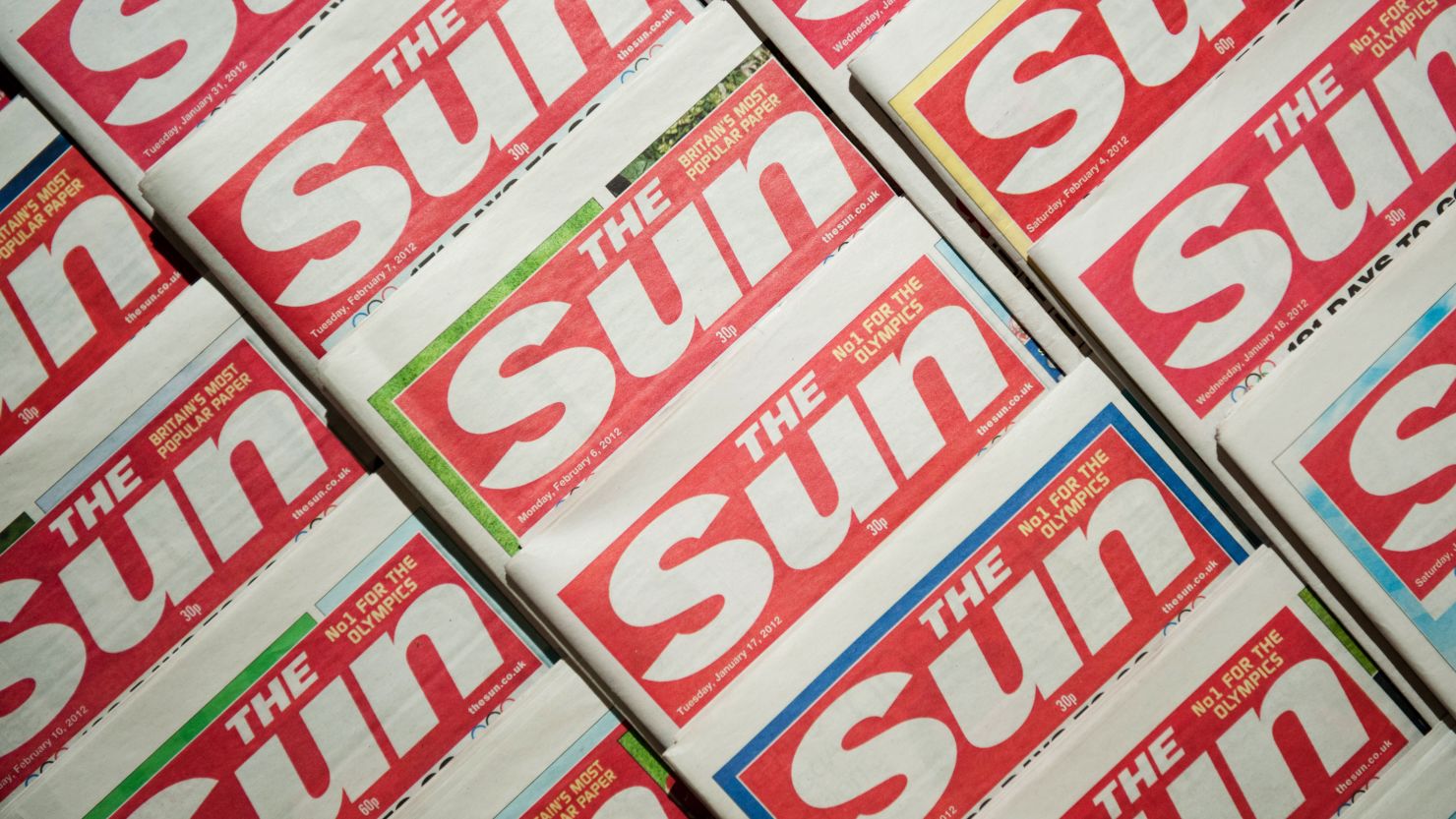 Rupert Murdoch has announced plans for a Sunday edition of his company's UK newspaper The Sun.