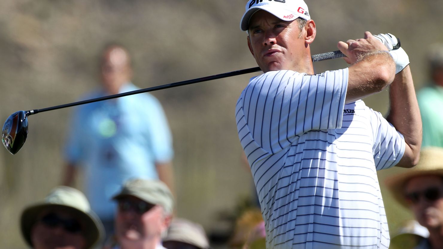 Lee Westwood continued his impressive form in Arizona with a 3&2 win over Nick Watney.
