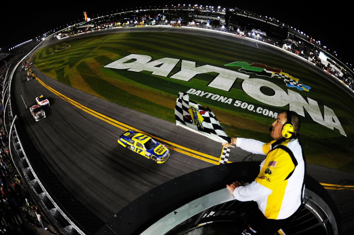 Kenseth stayed out in front to take the checkered flag at 1 a.m. local time, meaning the race had entered a third day for the first time.