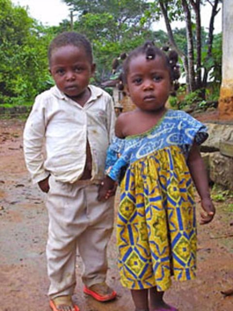 A boy and girl from an indigenous community in Djoum, Cameroon.