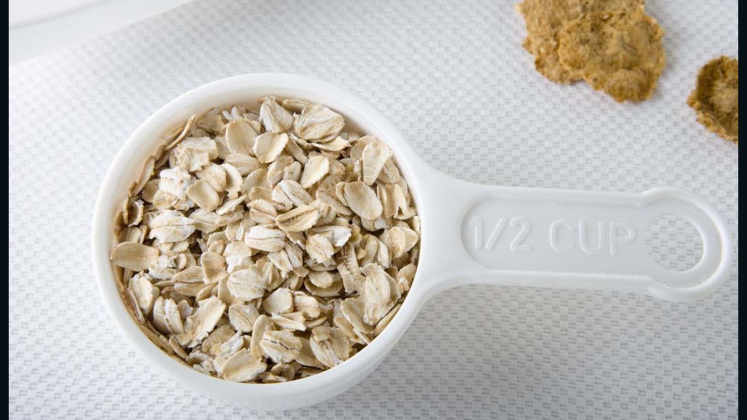 Oats pack phytochemicals with anti-inflammatory properties that soothe itchy and inflamed skin.