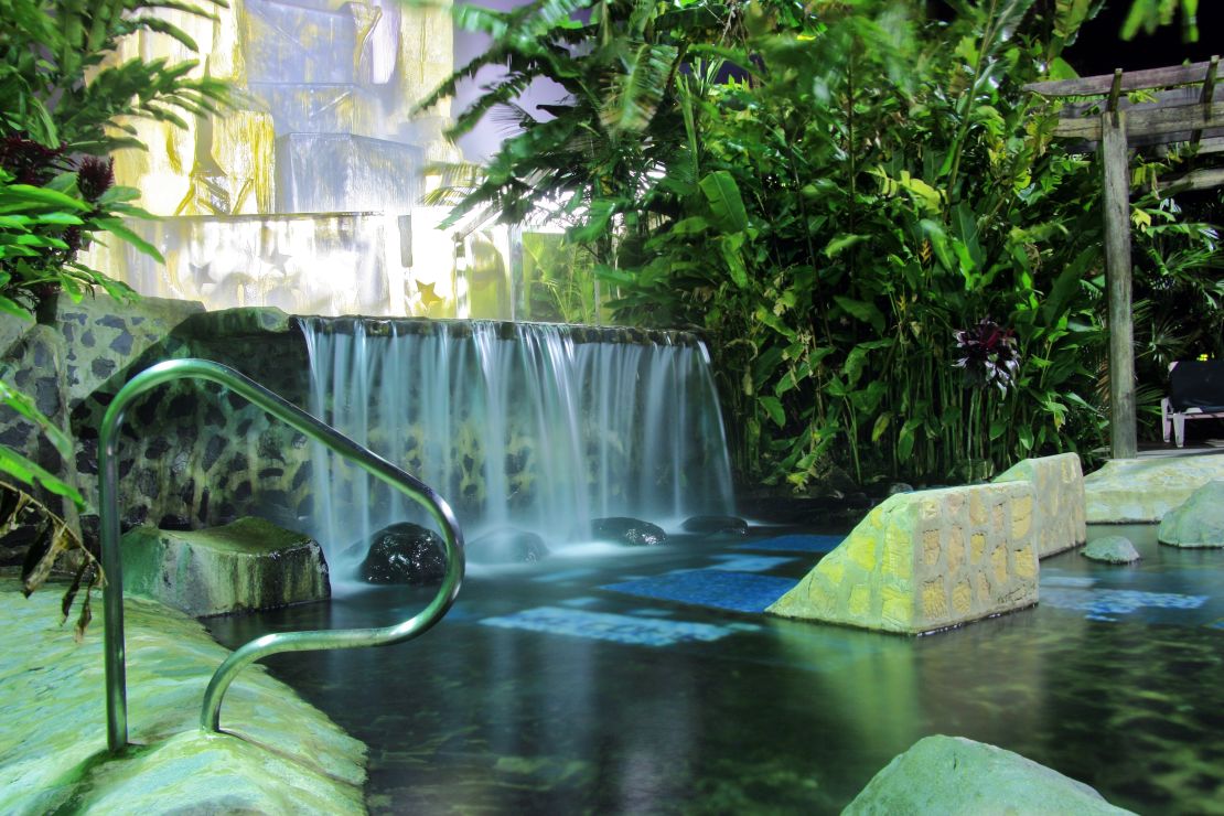 This resort boasts 25 natural mineral pure water pools.