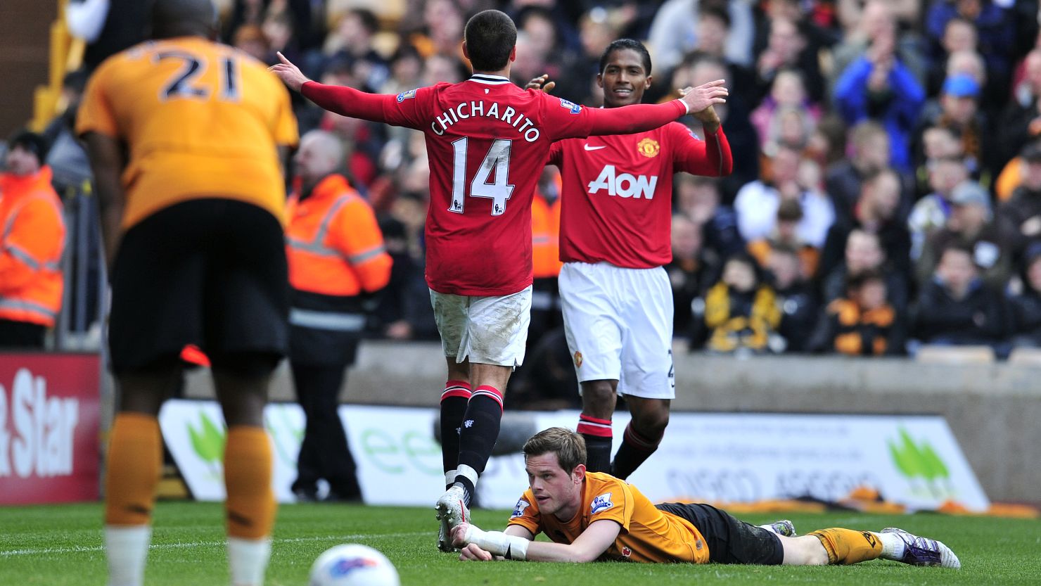 Javier Hernandez celebrates his first goal in Manchester United's 5-0 romp at Wolves.