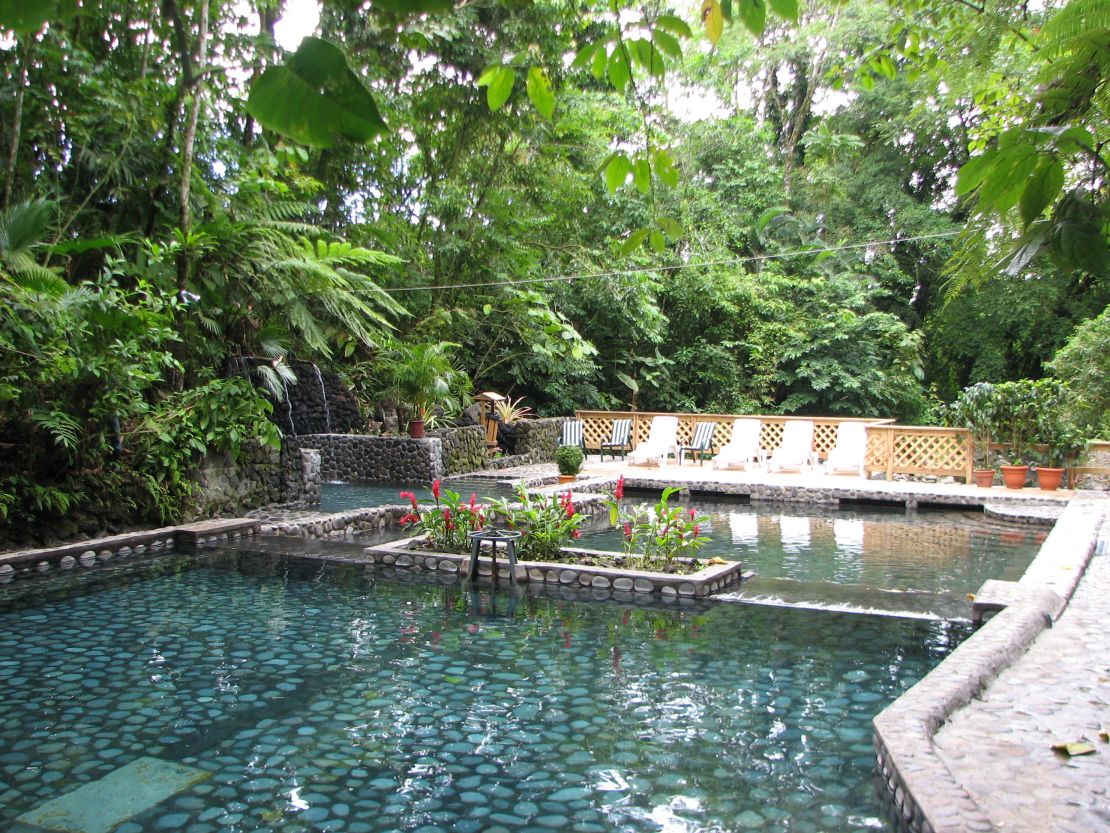 This spa is the smallest hot springs in the Arenal Volcano area.