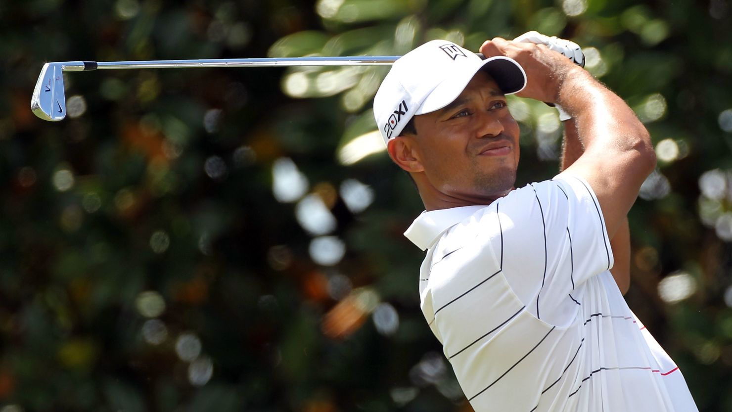 Tiger Woods was in breathtaking form as he stormed to the top of the Bay Hill leaderboard.