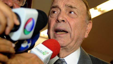 Brazilian football confederation chief Jose Maria Marin wants Chile to host the 2015 Copa America. 