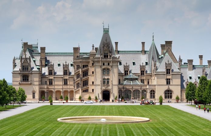 The Biltmore Estate in Asheville, North Carolina. <a href="http://www.budgettravel.com/slideshow/photos-beautiful-homes-gardens,8328/?cnn=yes" target="_blank" target="_blank">See the full gallery on Budget Travel</a>