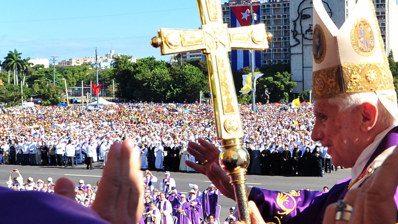 Pope Benedict XVI arrives for the holy mass at Revolution Square in Havana, on March 28, 2012. Benedict XVI was to meet Fidel Castro as he wraps up a three-day visit in which he called for a more "open society" on the Communist-run island.AFP PHOTO / ALBERTO PIZZOLI (Photo credit should read ALBERTO PIZZOLI/AFP/Getty Images)