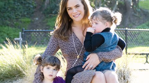 Adrienne Arieff and daughters Emma and India