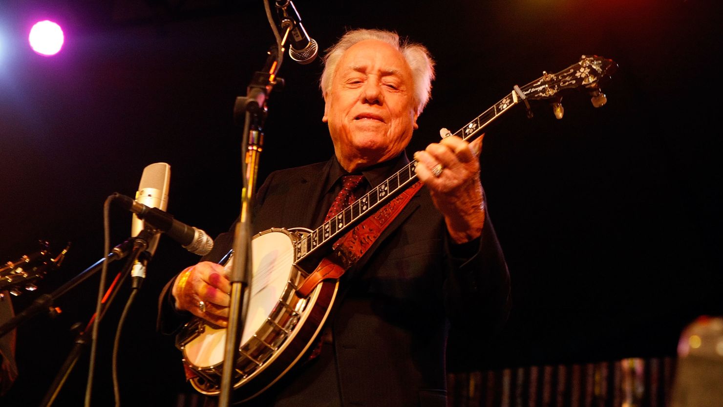 Bluegrass banjo legend Earl Scruggs has touched the lives of millions of professional and aspiring banjo players worldwide.