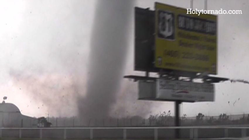 eitm cnn explains tornadoes_00003411