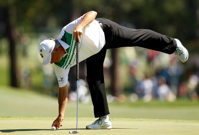 Bidding for a second Green Jacket at the age of 52, Fred Couples made a poor start to his third round dropping four shots in the opening five holes. The 1992 champion finished with a 75.  