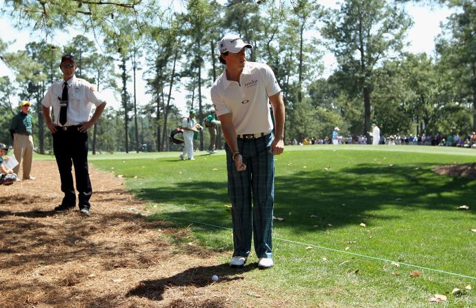 A double bogey at the first hole got McIlroy off to the worst possible start. Things didn't get much better for the Northern Irishman who went out in 42. 