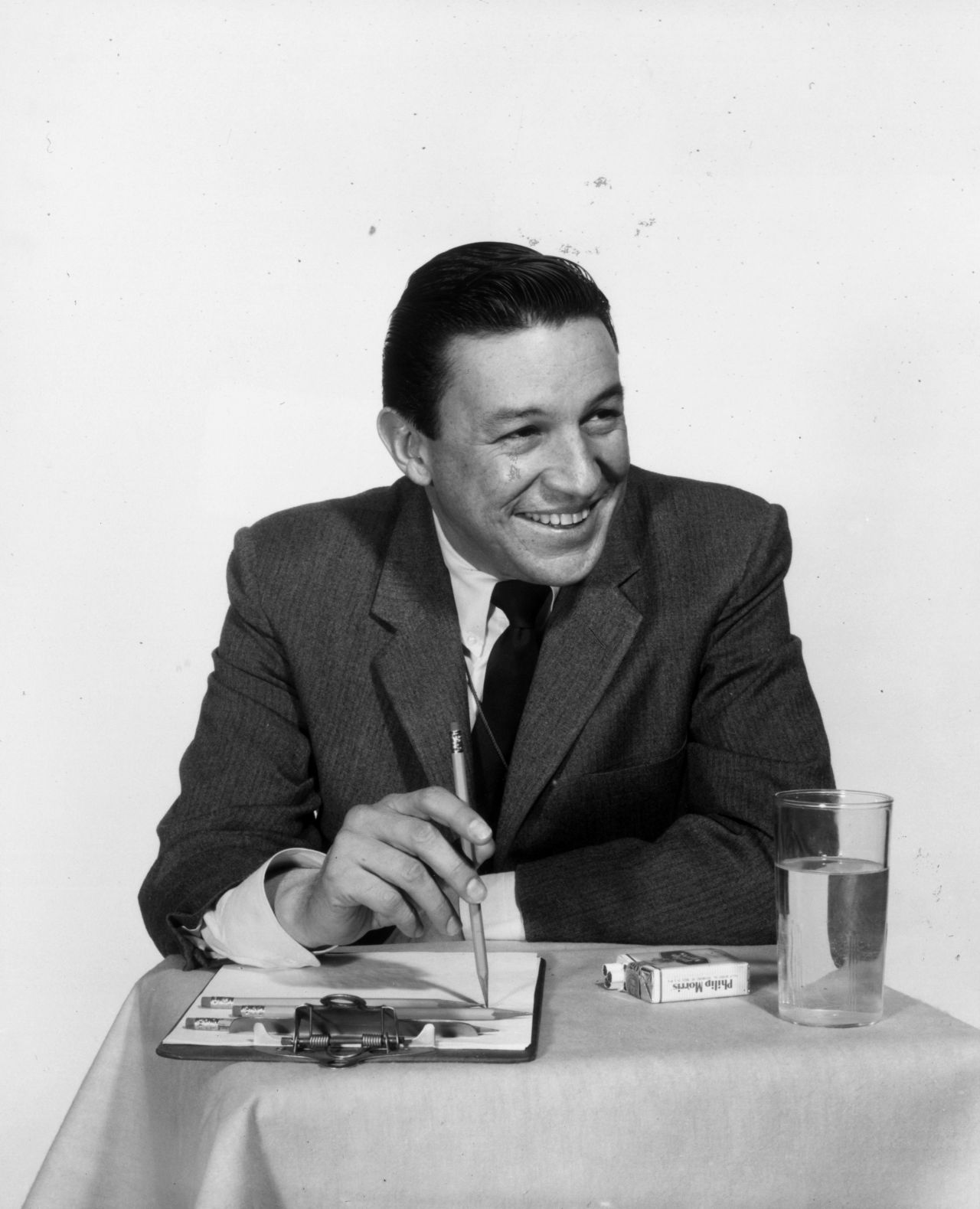 <a href="http://www.cnn.com/2012/04/08/us/obit-mike-wallace/index.html" target="_blank">Mike Wallace</a>, who spent four decades as a hard-hitting, provocative news correspondent on CBS' "60 Minutes," died at 93 on April 7.