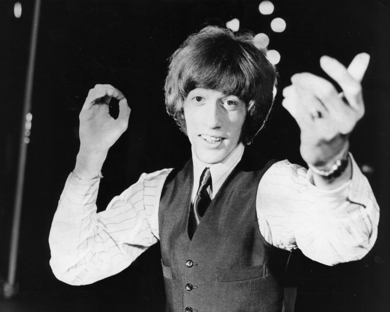<a href="http://www.cnn.com/2012/05/20/showbiz/robin-gibb-dies/index.html" target="_blank">Robin Gibb</a>, one of three brothers who made up the Bee Gees, the group behind "Saturday Night Fever" and other iconic sounds from the 1970s, died on May 20. He was 62. Gibb died "following his long battle with cancer and intestinal surgery," a statement said.