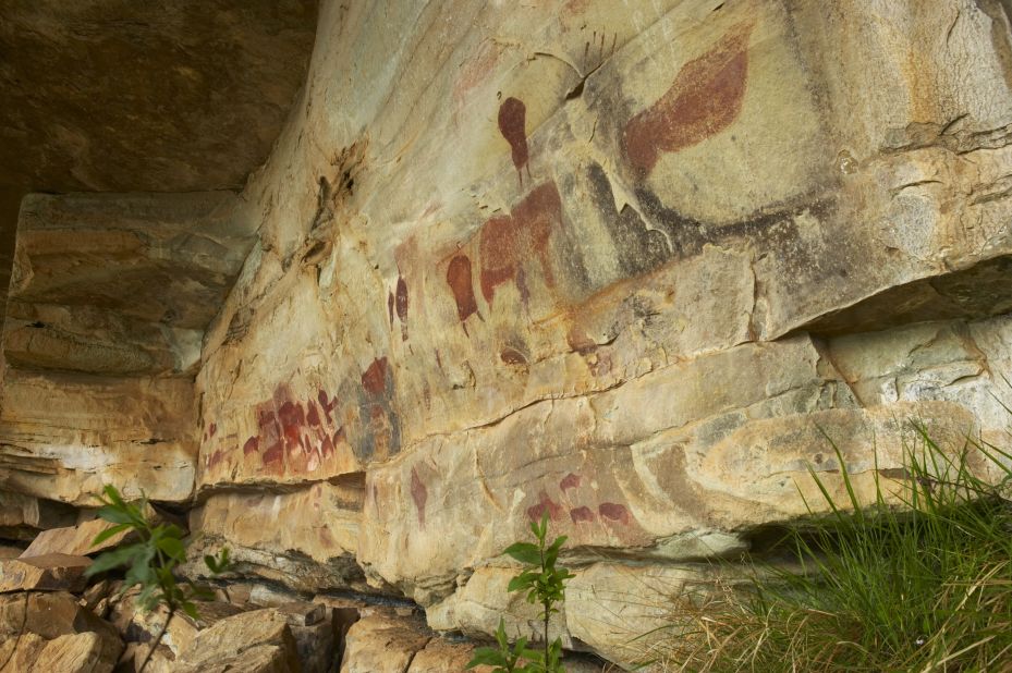 The Drakensberg rocks are known for their galleries of unique cave paintings by the ancient San hunter-gatherers, who left rare glimpses of their lifestyle and beliefs on rocky overhangs about 30,000 years ago. 