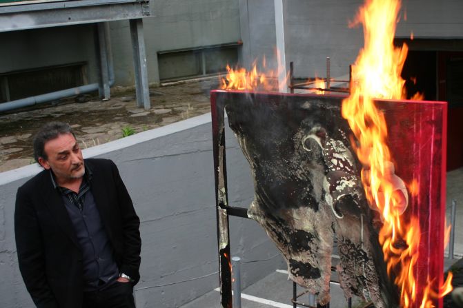A museum in Naples is burning its artworks to protest austerity cuts by the Italian government.