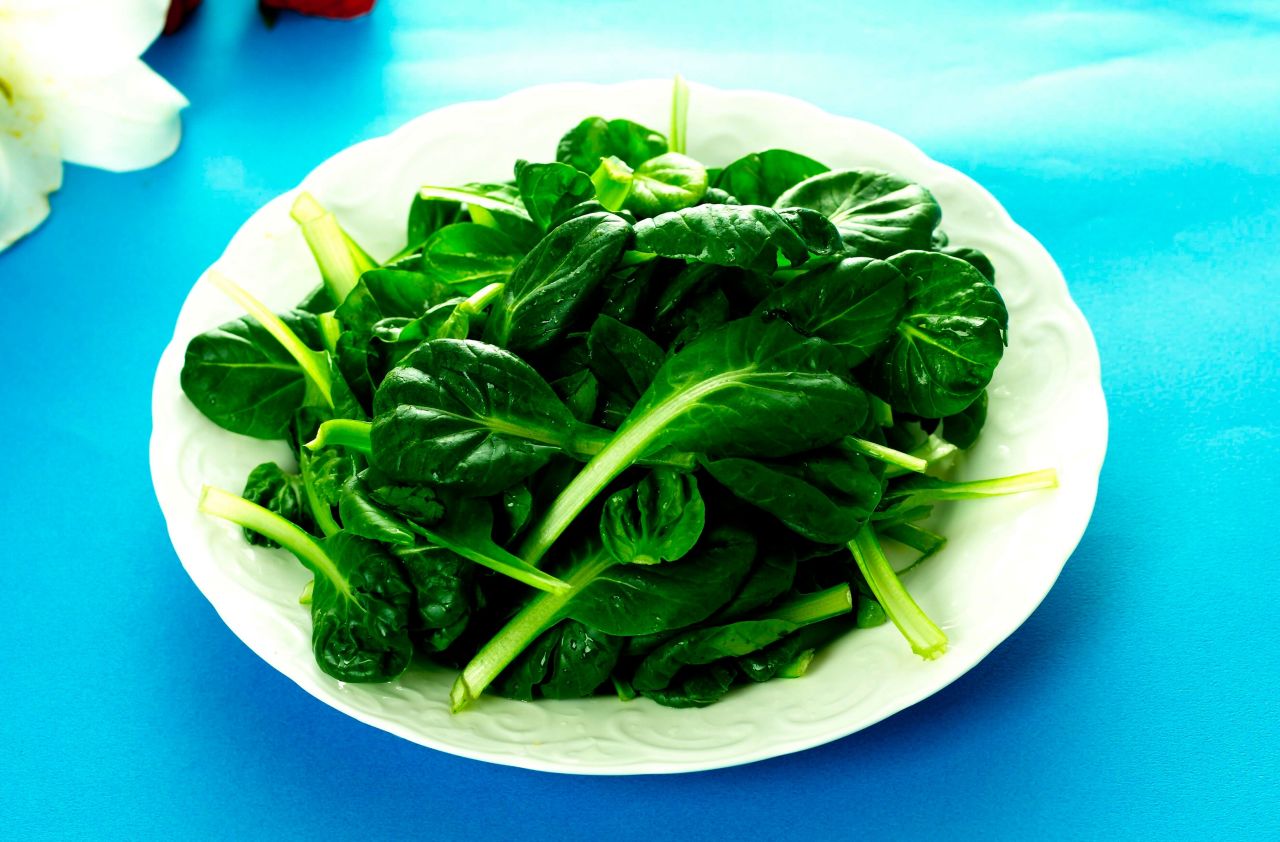 Spinach is a great source of iron, which is a key component in red blood cells that fuel our muscles with oxygen for energy.