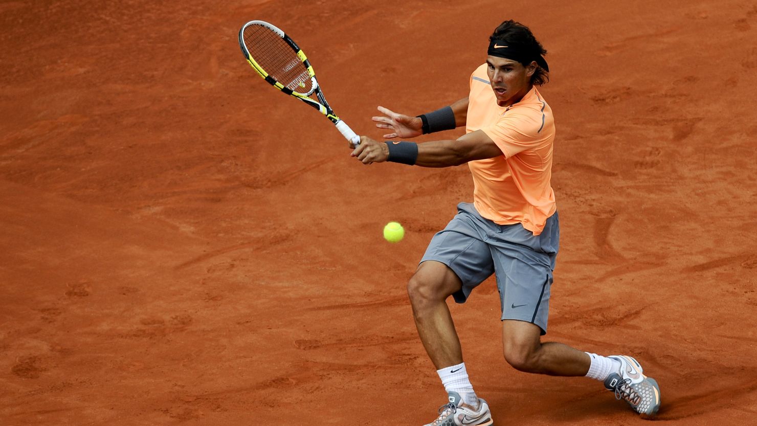 Rafael Nadal stormed into the second round of the Barcelona Open