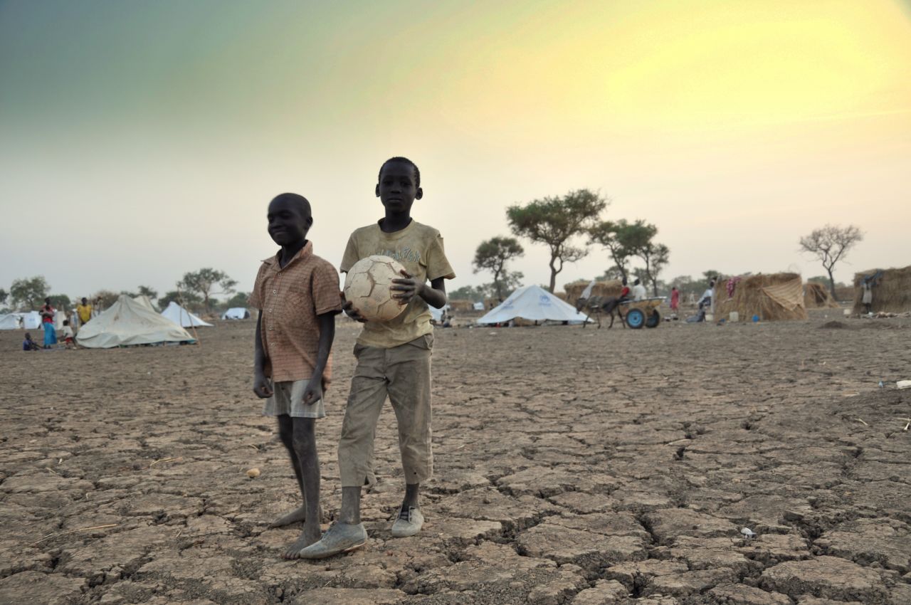 Humanitarian agencies are examining the possibility of relocating large numbers of refugees to a new site, and building a water pipeline.