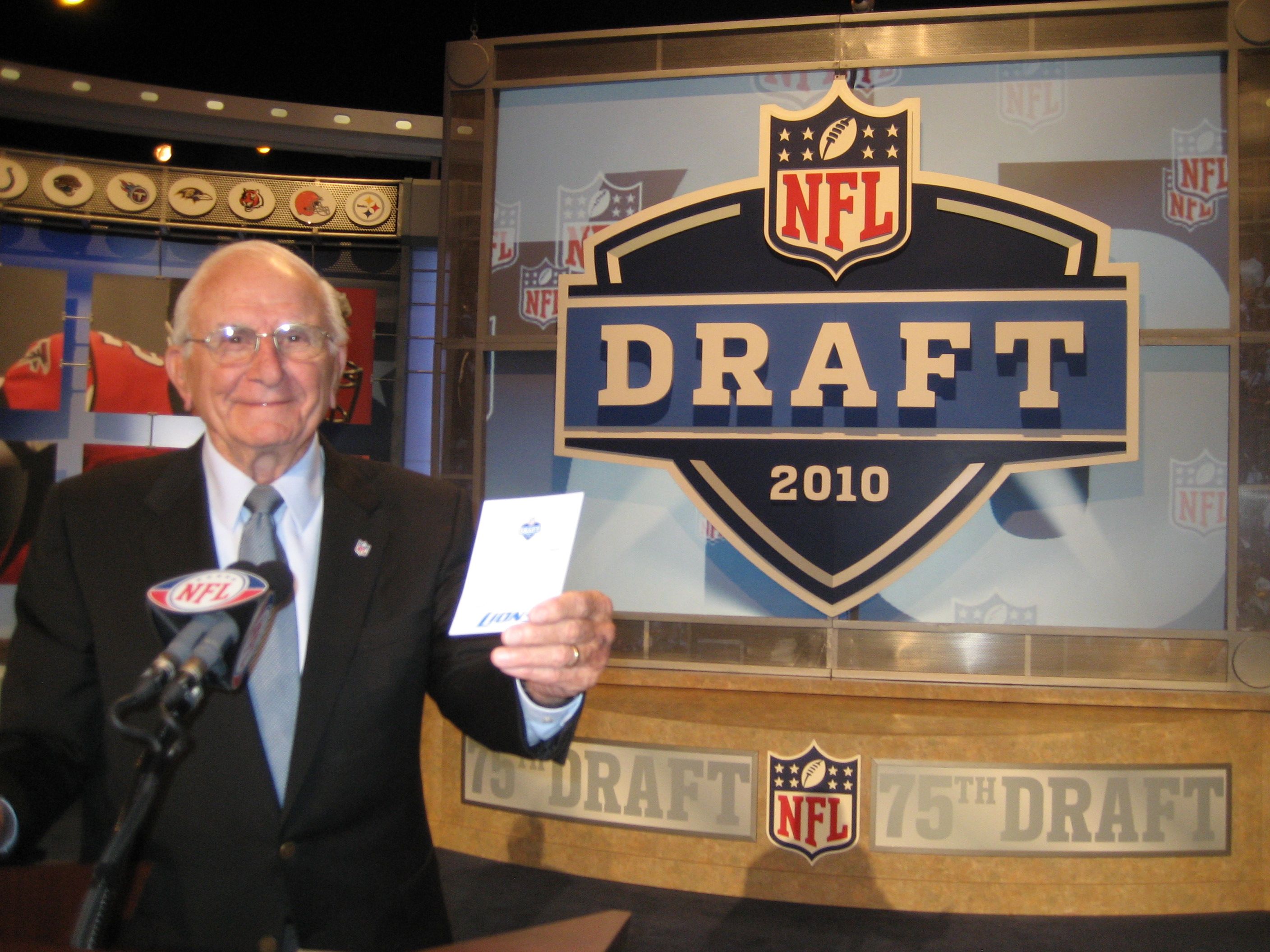 For One Man, the N.F.L. Draft's 'Mr. Irrelevant' Meant a Lot - The