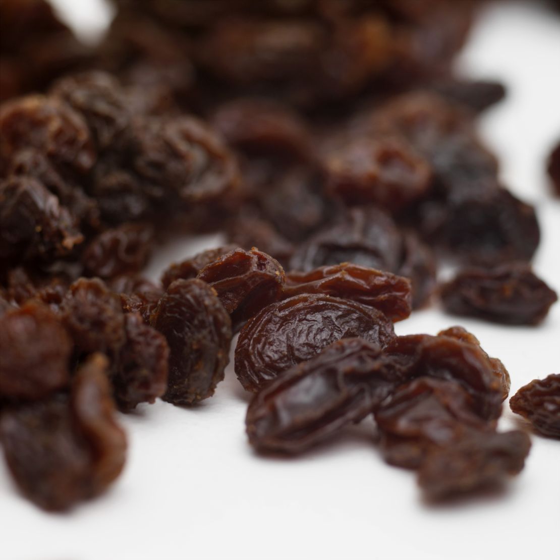A handful of raisins can go a long way is eaten before a workout