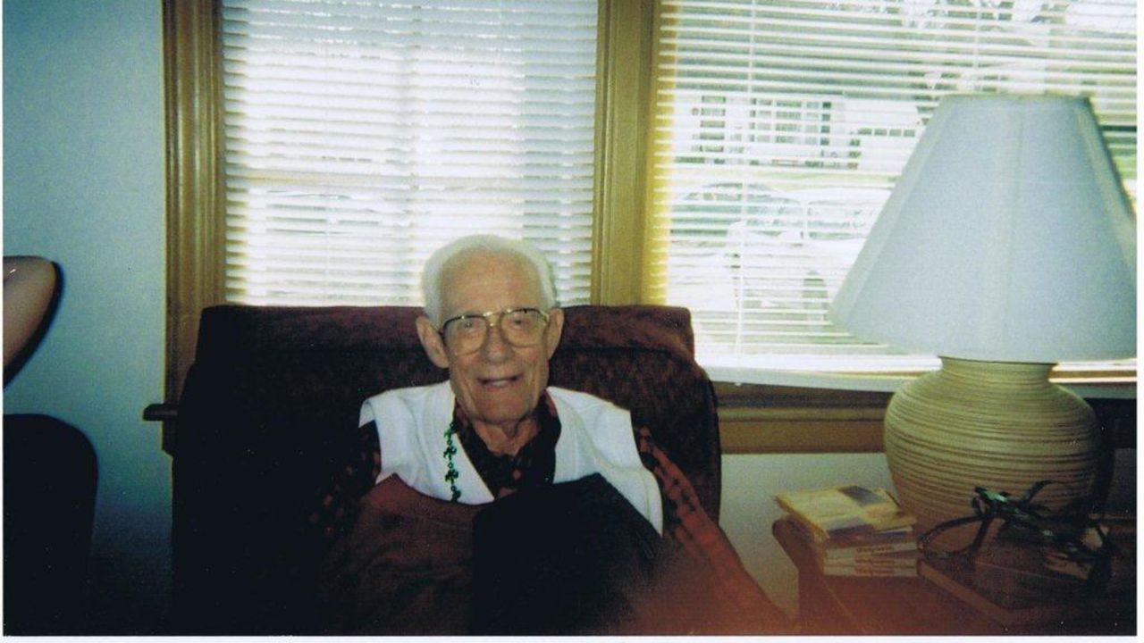 Just days after Paul Schwarz, 92, ate cantaloupe he became horribly sick and eventually suffered a painful death.