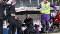 Delio Rossi lashes out at Adem Ljajic in the dug out after the midfielder sarcastically applauded his decision to replace him on the pitch. The outburst cost the Fiorentina coach Rossi his job.
