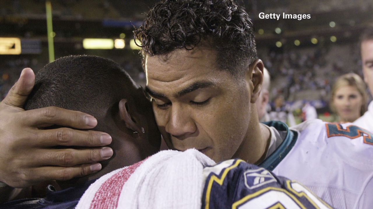 Seau's family won't be able to speak at Hall of Fame