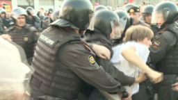 black moscow protests_00011111