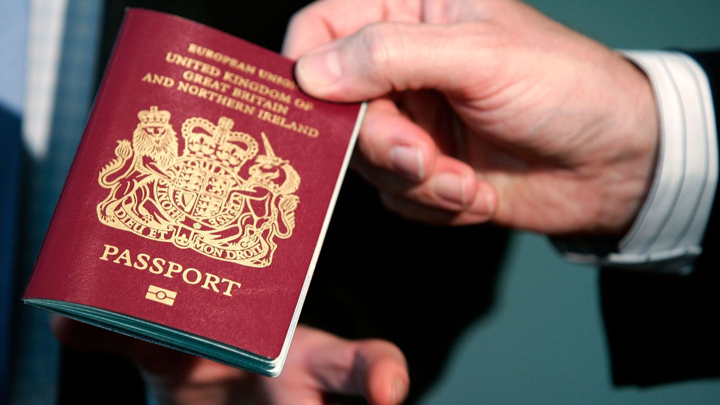 British politicians are debating whether they should take the passports of jihadis away, effectively banning them from the UK.
