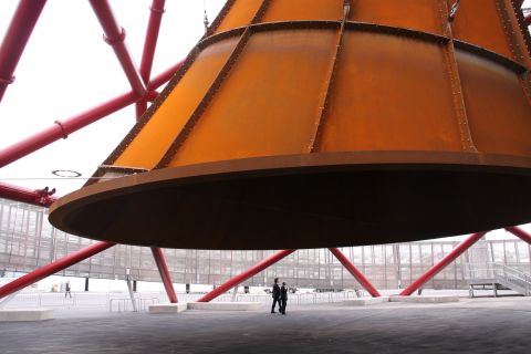 It also features a large trumpet-like structure at the base.