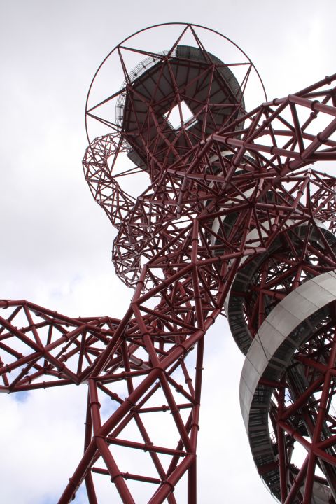 Johnson claimed the swirling, bright red sculpture, was "more complex" than the Eiffel Tower, and "endlessly rewarding" for the viewer.