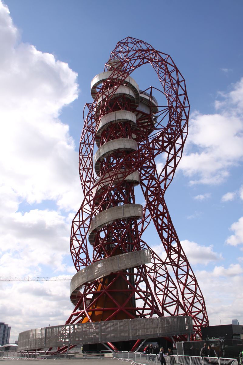 Orbit tower: Olympic Park's red 'roller coaster' | CNN