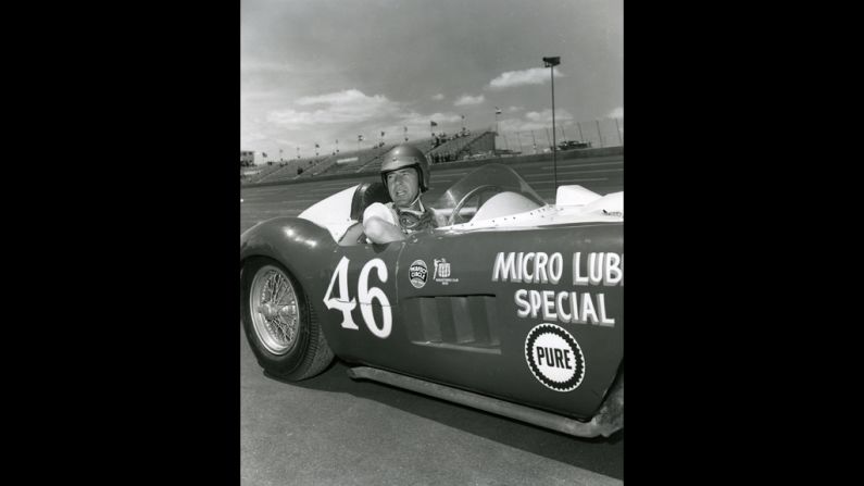 Shelby poses with E.B. Rose's Maserati 300S 3052/Corvette at Daytona International Speedway before a USAC Road Racing Championship event in April 1959. Driveshaft problems dropped Shelby to a 16th-place finish in the race. 
