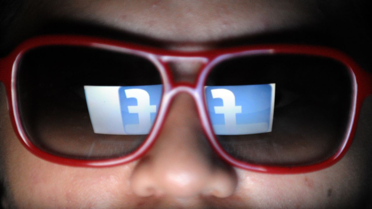 Researchers can find out personal information based on Facebook use.