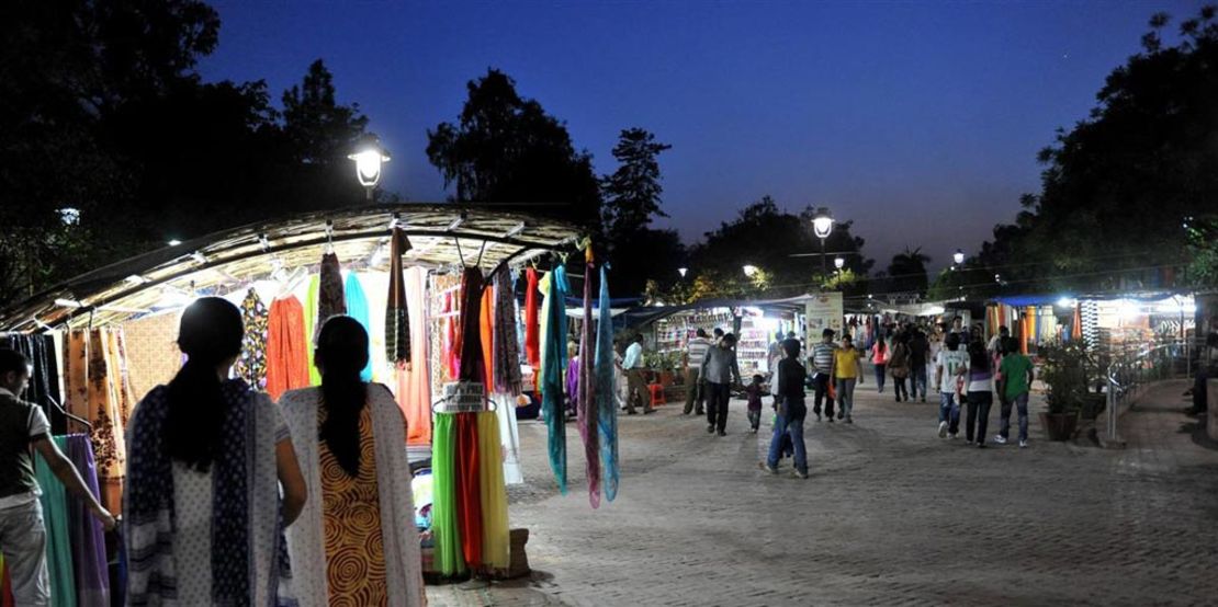 Dilli Haat market at night