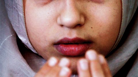 "Palestinian Girl Recites Qur'an Verses In A Mosque" by Eman Mohammed of Gaza