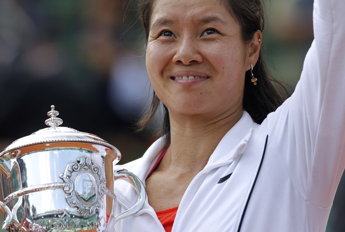 Li became a global star after she won the 2011 French Open title. She was the first player from Asia to do so. 