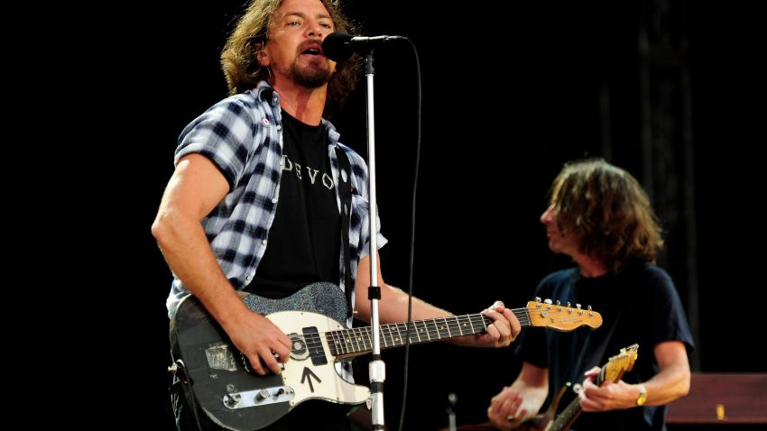 Eddie Vedder of Pearl Jam performs during day 1 of the Hard Rock Calling festival held in Hyde Park on June 25, 2010 in London, England