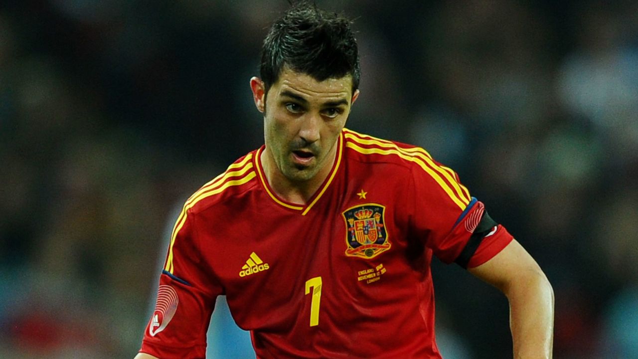 Spain striker David Villa has admitted defeat in his bid to be fit for Euro 2012.
