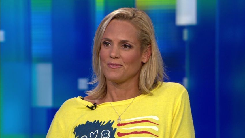 piers morgan dara torres bengay web extra_00002215