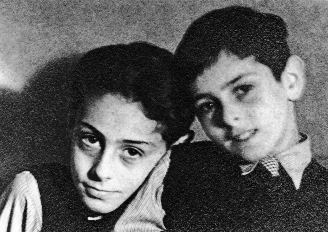 Buddy Elias, left, and his brother Stephan in 1934.