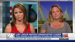 exp nr.brookebaldwin.debatinggayrightsoverdinner_00030001