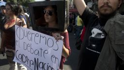 Mexican university students demand the national simultaneous broadcast of the second debate of the four presidential candidates in Mexico City on May 28.