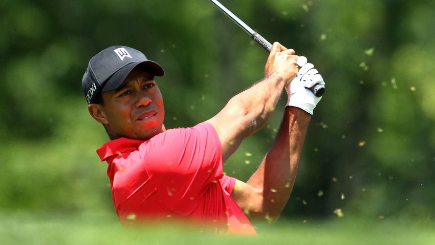 Tiger Woods hits his tee shot on the par 4 3rd hole during the final round of the Memorial Tournament presented by Nationwide Insurance at Muirfield Village Golf Club on June 3, 2012 in Dublin, Ohio