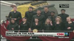 jubilee singing in rain choir_00001909