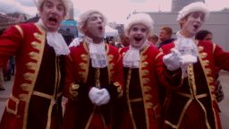 kasialondon stumbled upon court jesters entertaining at London's iconic Trafalgar Square in celebration of the queen's Diamond Jubilee. "The jesters were joking, laughing and making merriment for people," she says. "It was a lot of fun."